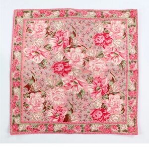 April Cornell Pink Cottage Roses pillow cover. 15” square. Button Back EUC